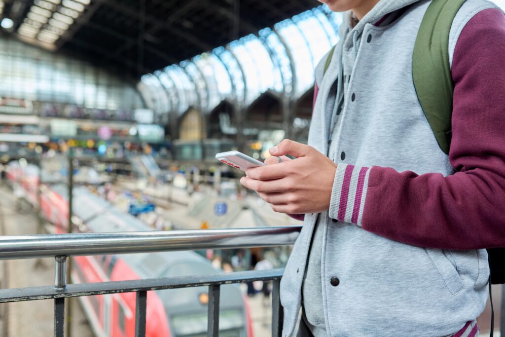 Erfahren Sie, wie Sie Ihr Deutschlandticket-Abo schnell und unkompliziert kündigen können. Nutzen Sie unser praktisches Kündigungsformular!